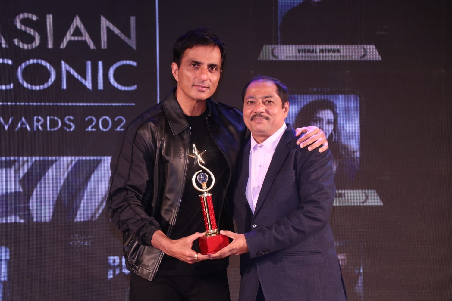 Shailesh B Tiwari event and award moment