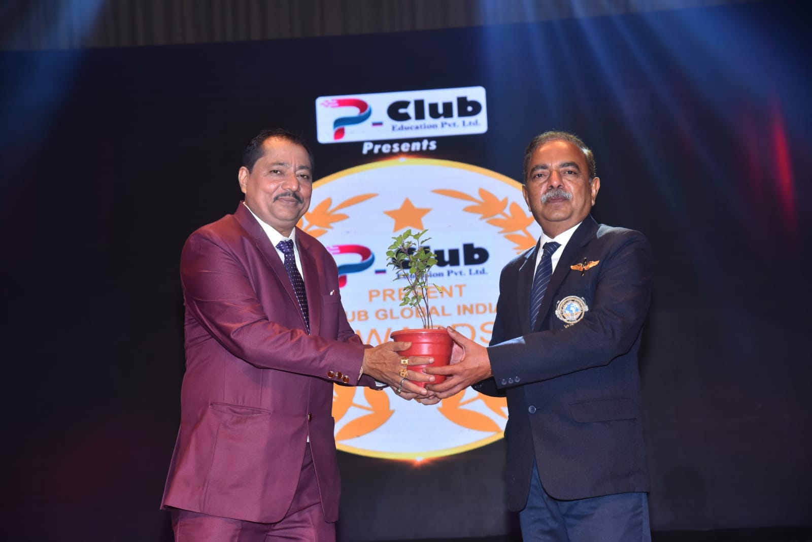 Shailesh B Tiwari event and award moment