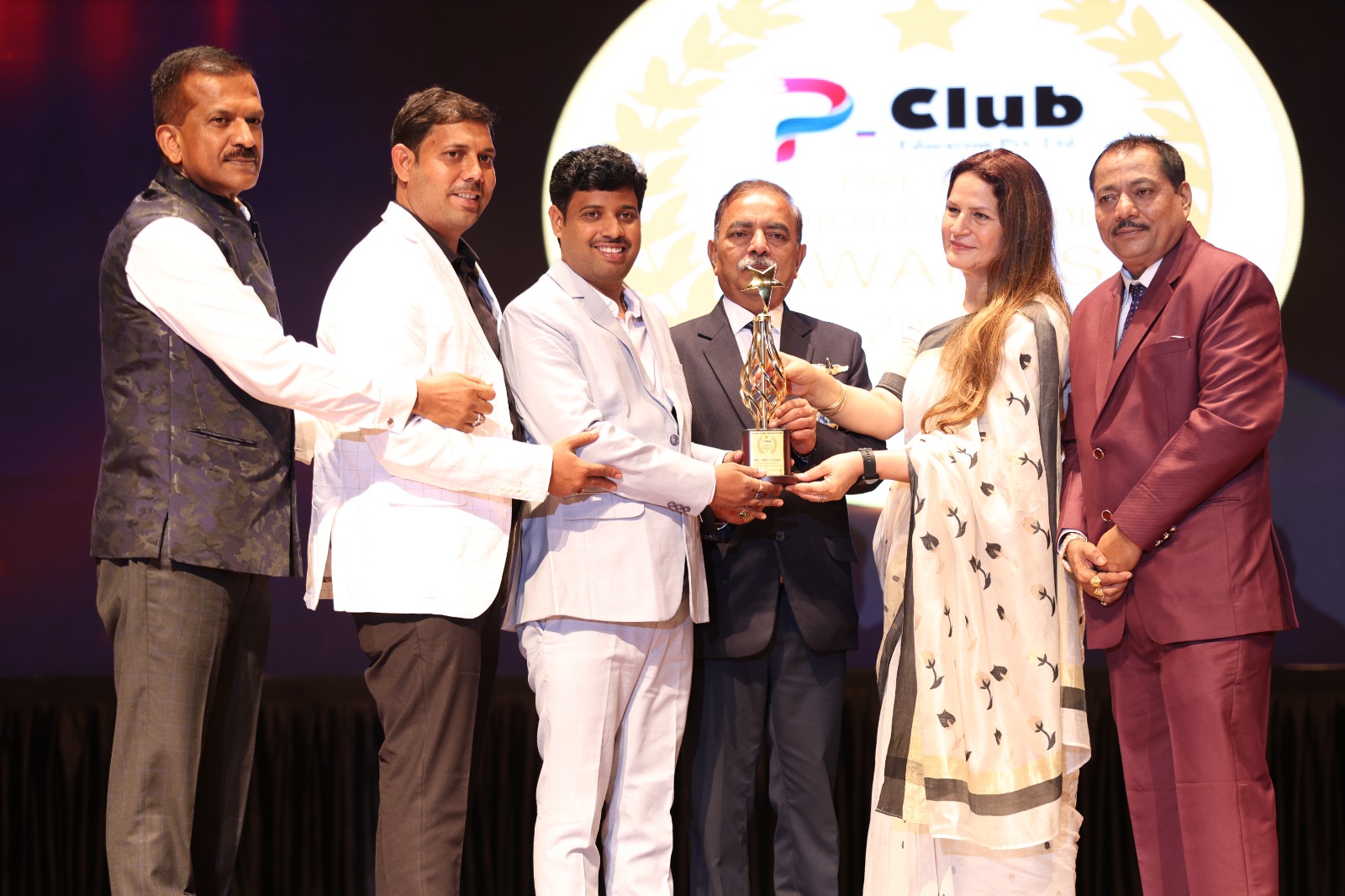 Shailesh B Tiwari event and award moment