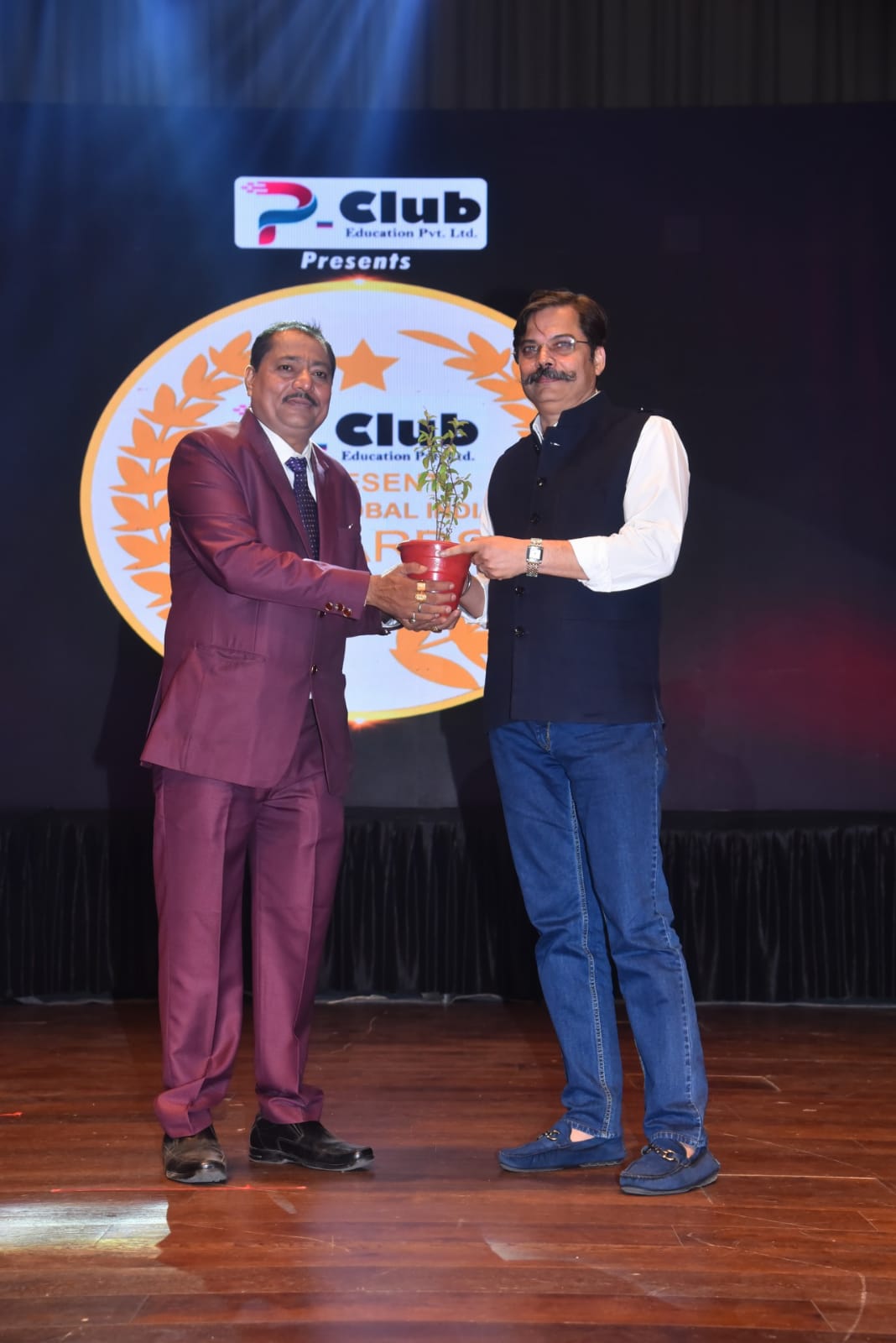 Shailesh B Tiwari event and award moment