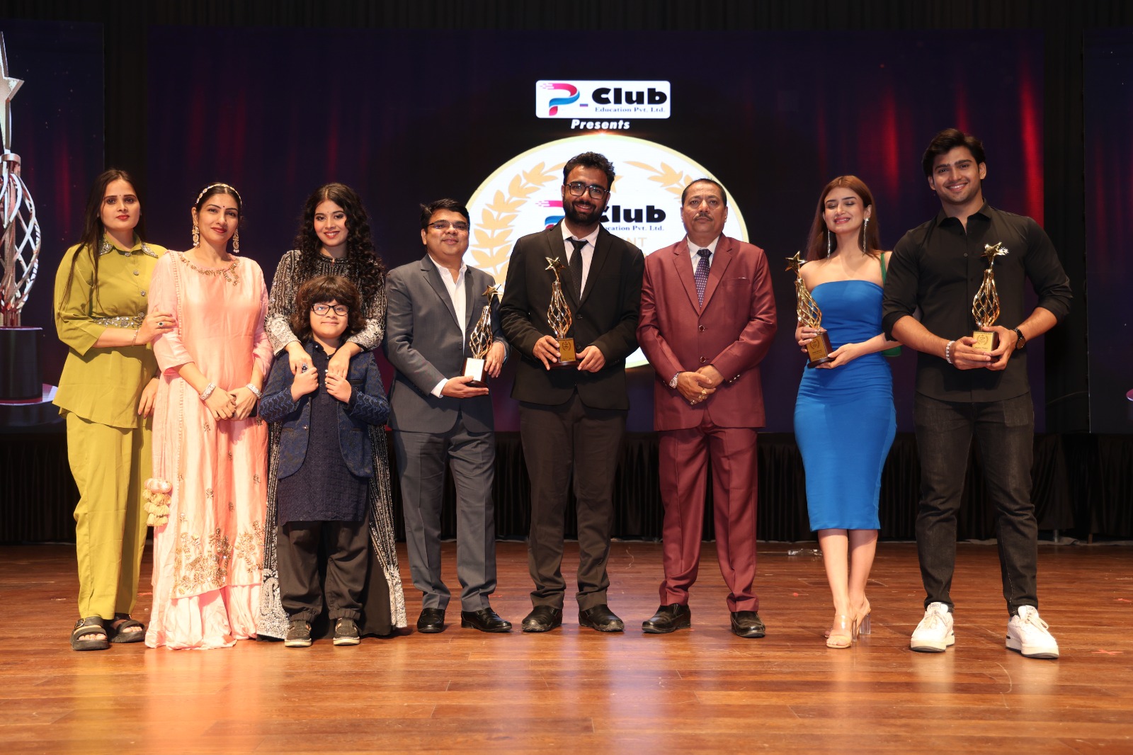 Shailesh B Tiwari event and award moment