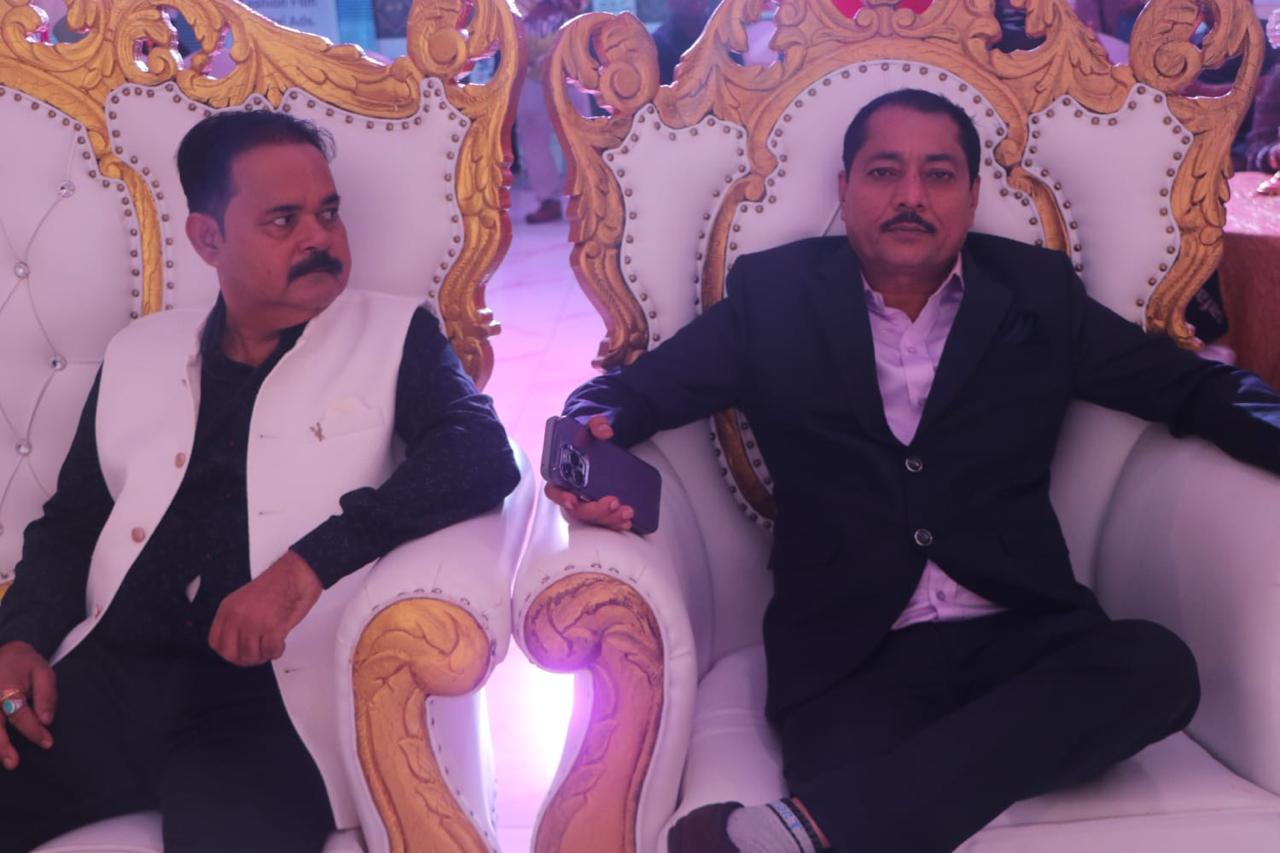 Shailesh B Tiwari event and award moment