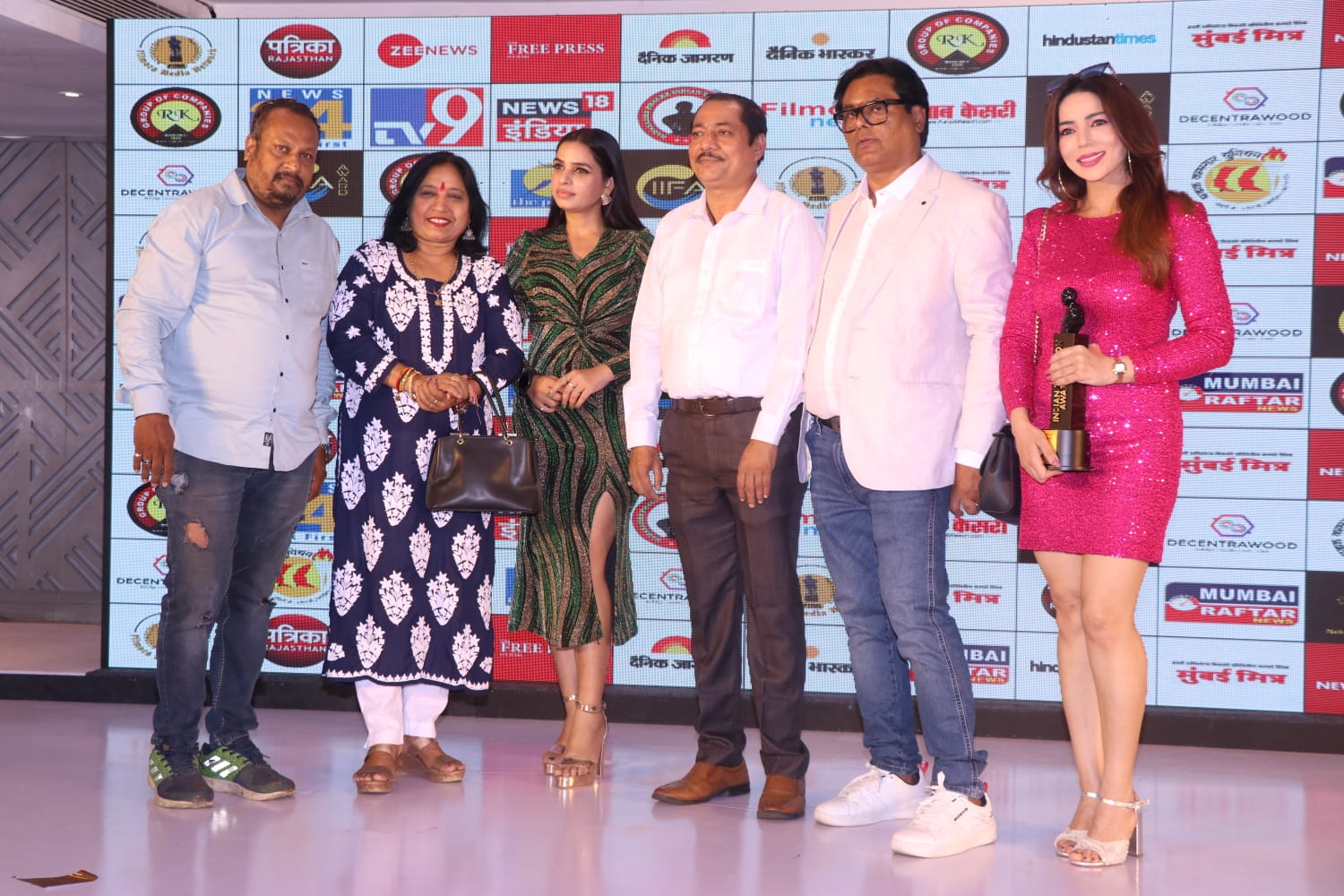Shailesh B Tiwari event and award moment