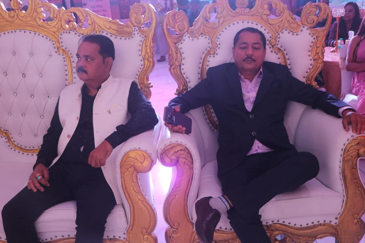 Shailesh B Tiwari event and award moment