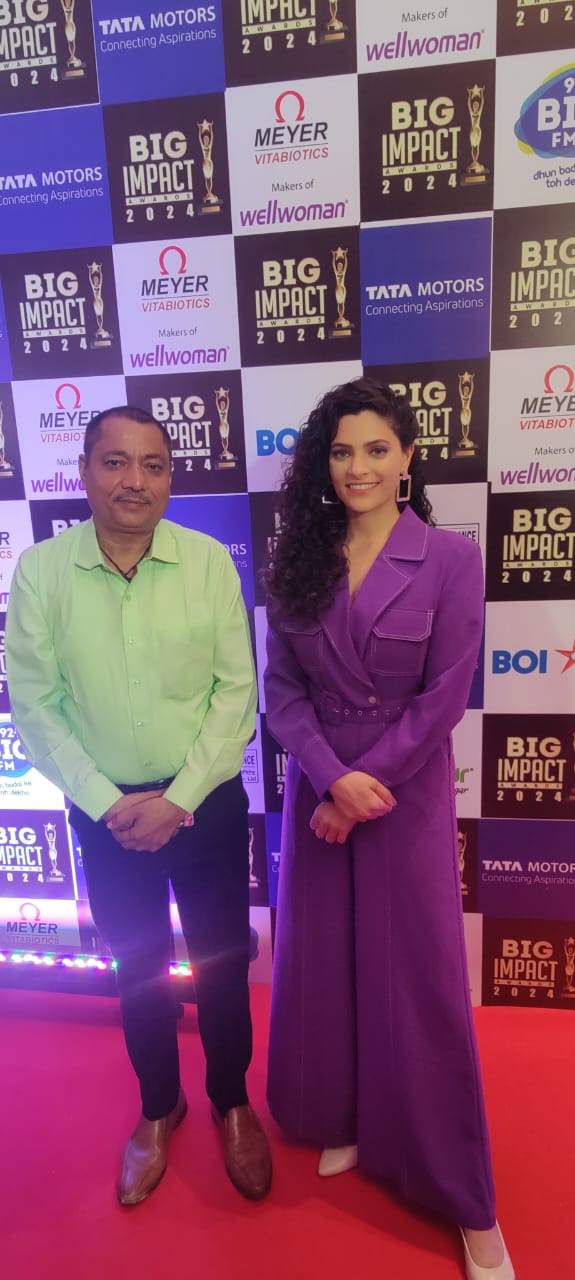 Shailesh B Tiwari event and award moment